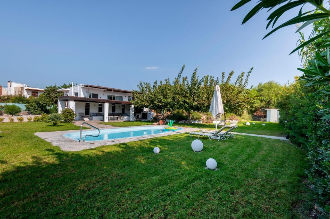 Afandou Beach Villas Sofias Exteriör bild